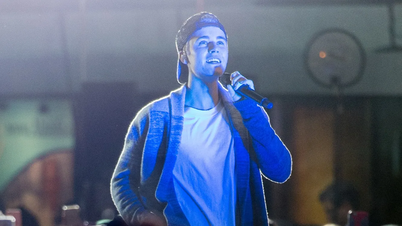 Justin Bieber on stage for NBC today show concert.