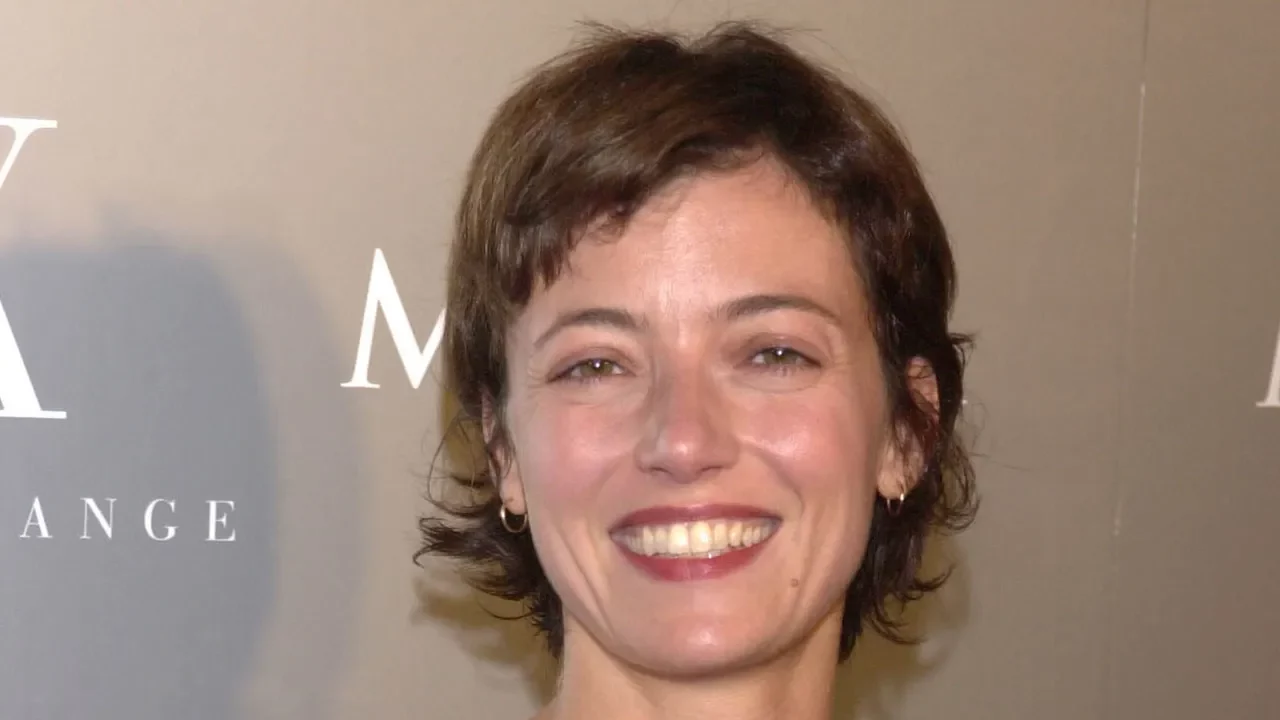 Mia Sara at an event.