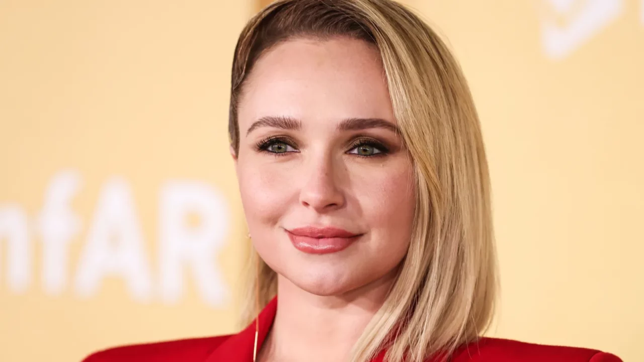 Hayden Panettiere arrives at the amfAR Gala Los Angeles held at the Pacific Design Center.